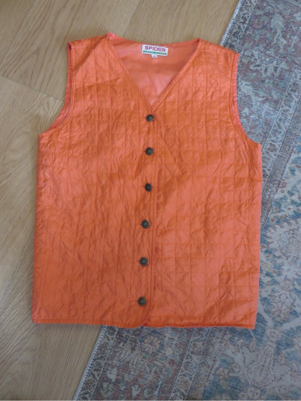 Vintage Spider 100% Silk Quilted Orange Vest Boho Cottagecore - Picture 11 of 11